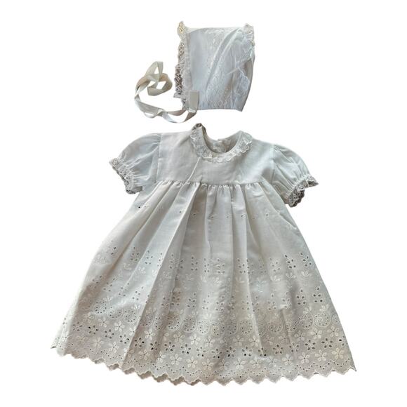 Vintage I.C. Kids White Christening Eyelet Gown, Slip & Bonnet size 0-6 months - Picture 11 of 12